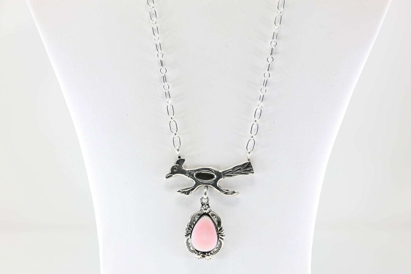 Native America Navajo Sterling Silver Pink Conch Shell / Roadrunner Necklace By Michael Yazzie. From (1 of 4)