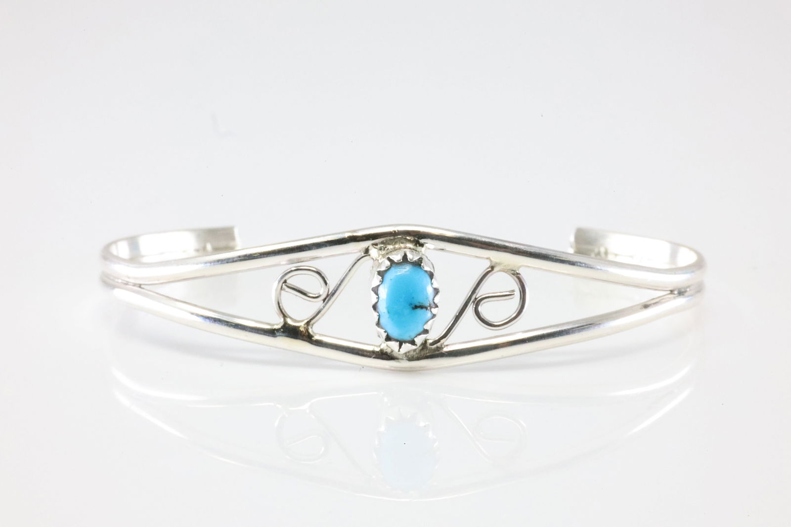 America Sterling Silver Baby Turquoise Bracelet Cuff. (1 of 3)