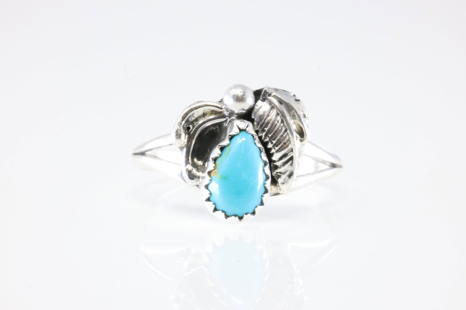 America Sterling Silver Turquoise Ring. (1 of 3)