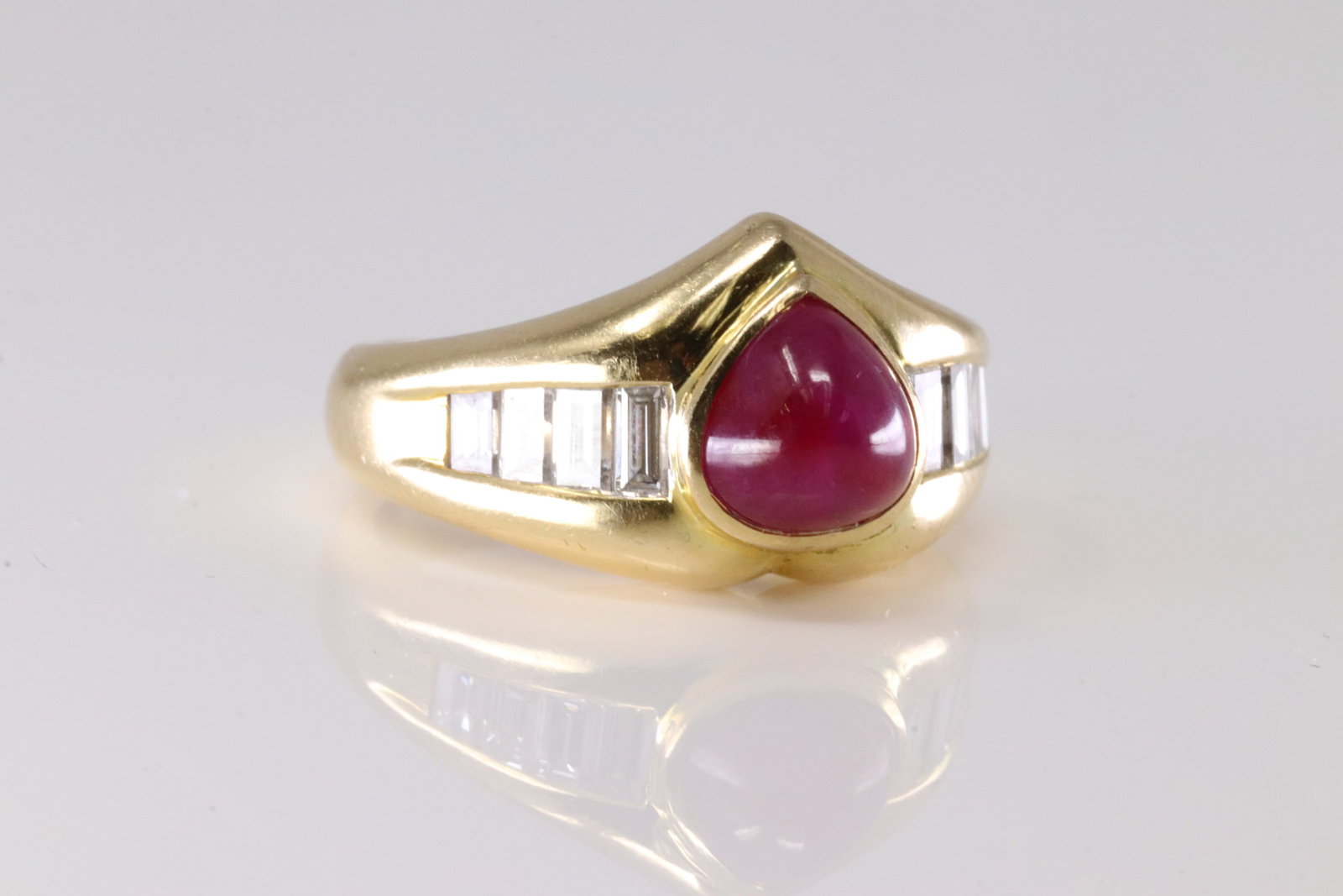 Ruby & Diamond Ring 18Kt. - 3