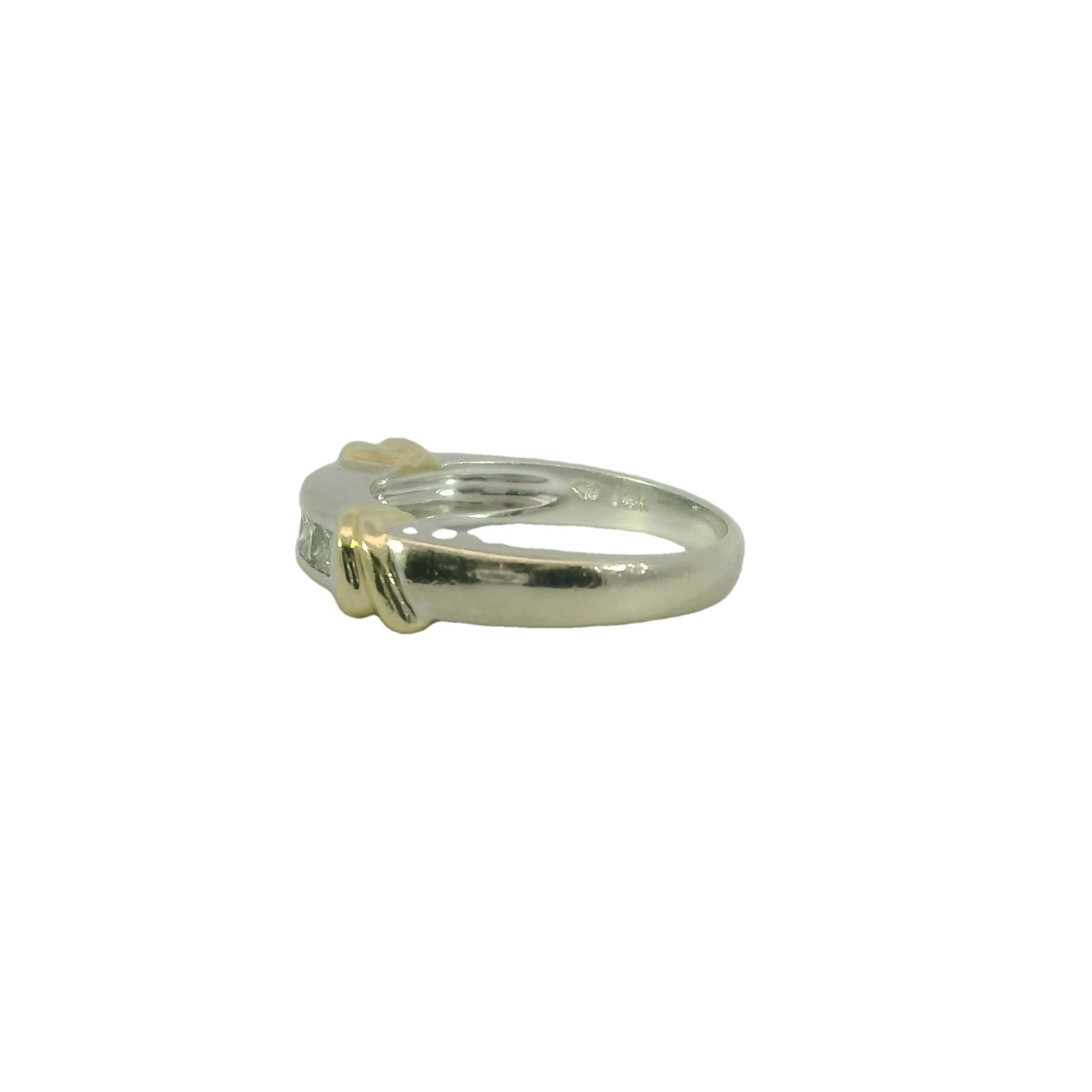 Diamond Ring 14Kt. - 2