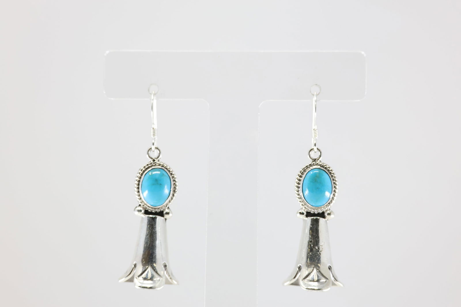 Native America Sterling Silver Turquoise Blossom Dangling Earring's.: This is a Native America Sterling Silver Turquoise Blossom Dangling Earring's.