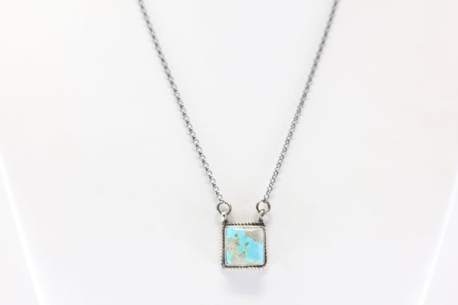 Native America Navajo Sterling Silver Kingman Turquoise Necklace By Judith Dixon. (1 of 4)