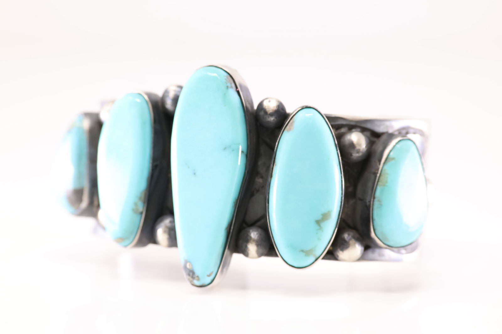 Native America Navajo Sterling Silver Kingman Turquoise Bracelet Cuff By Chimney Butte. - 3