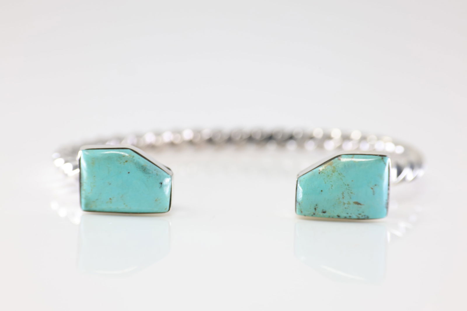 America Sterling Silver Turquoise Bracelet Cuff.: This is a America Sterling Silver Turquoise Bracelet Cuff.