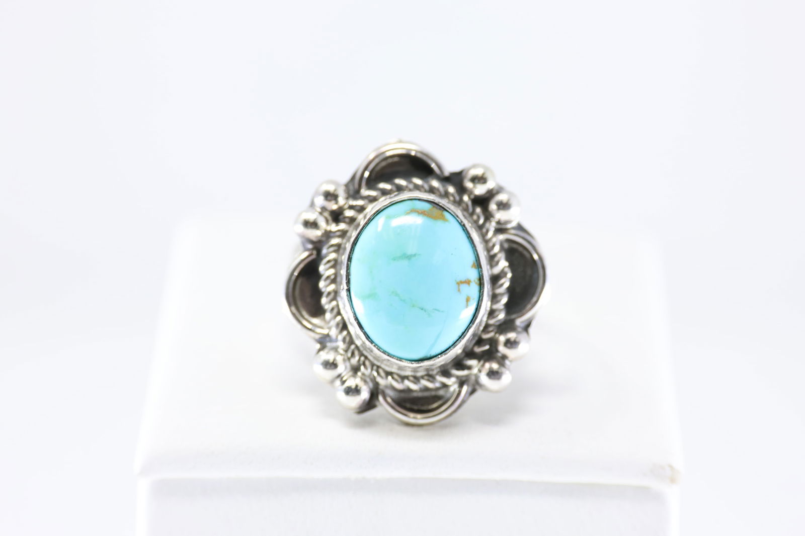 Native America Navajo Sterling Silver Turquoise Ring By Priscilla Smith.: This is a Native America Navajo Sterling Silver Turquoise Ring By Priscilla Smith. Ring size: 6.50.