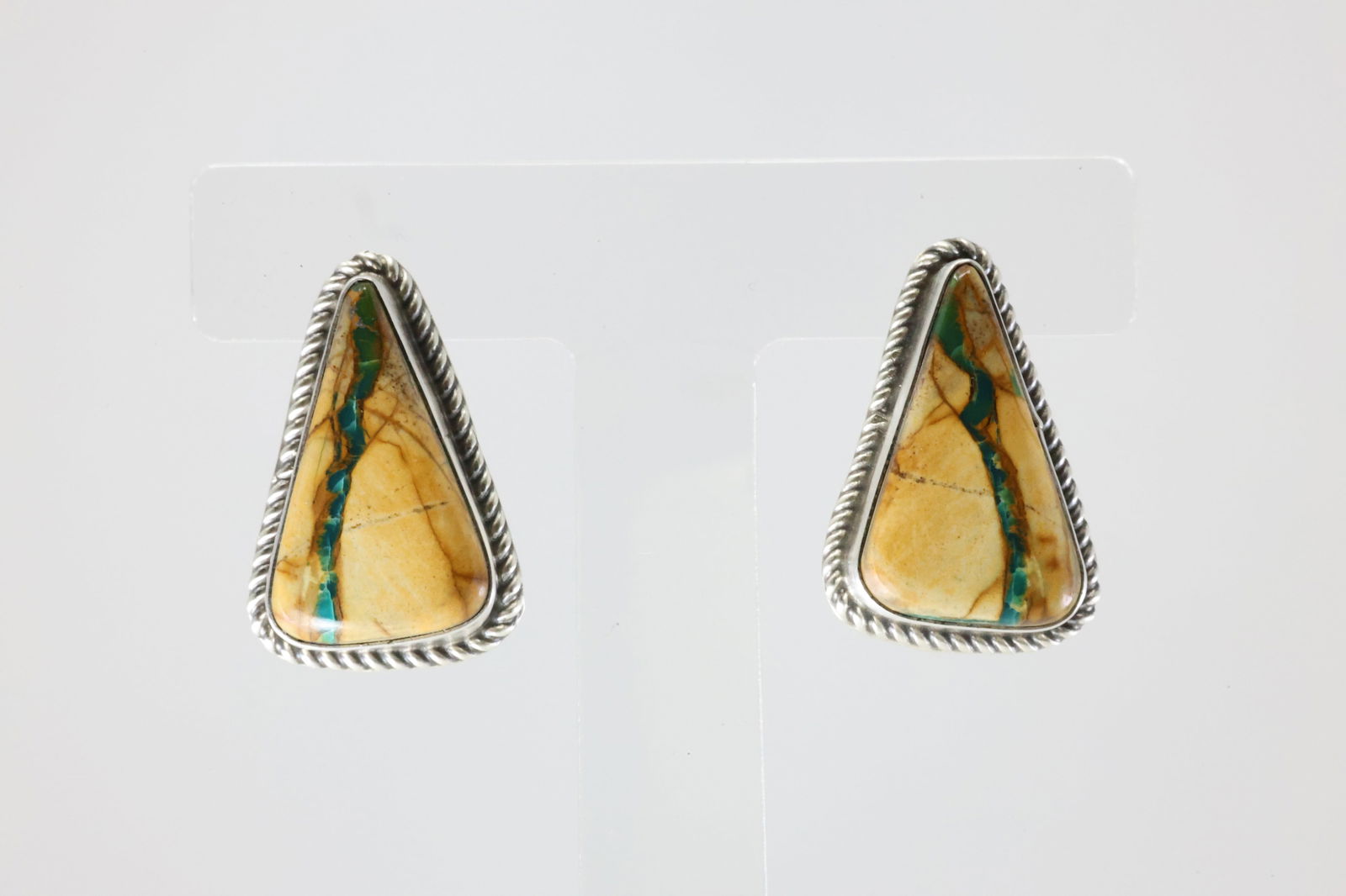 Native America Navajo Sterling Silver Royston Ribbon Post Earring's By Judith Dixon.: This is a Native America Navajo Sterling Silver Royston Ribbon Post Earring's By Judith Dixon. Stamp J.