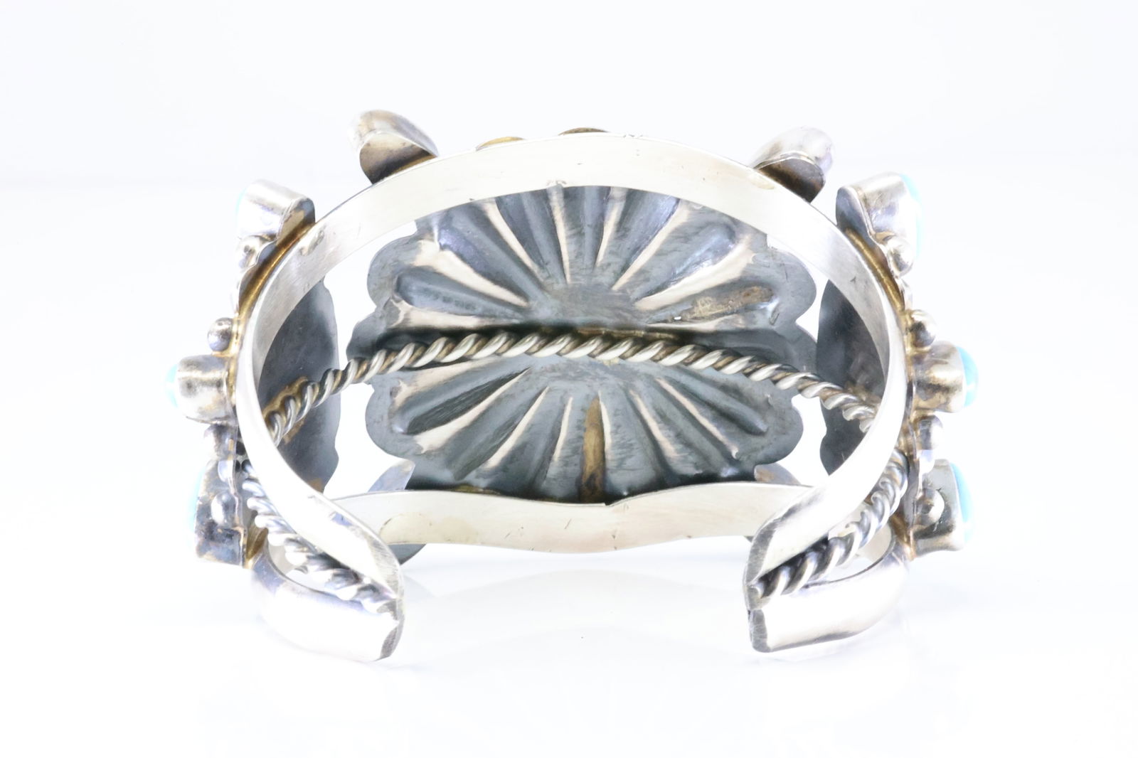 Native America Navajo Sterling Silver Kingman Turquoise Bracelet Cuff By Wilson Dawes. - 4