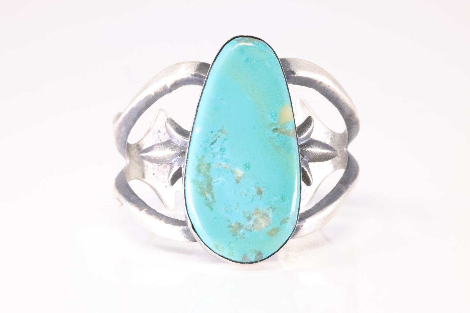 Native America Navajo Sterling Silver Turquoise Bracelet Cuff By Chimnes Butte. (1 of 4)