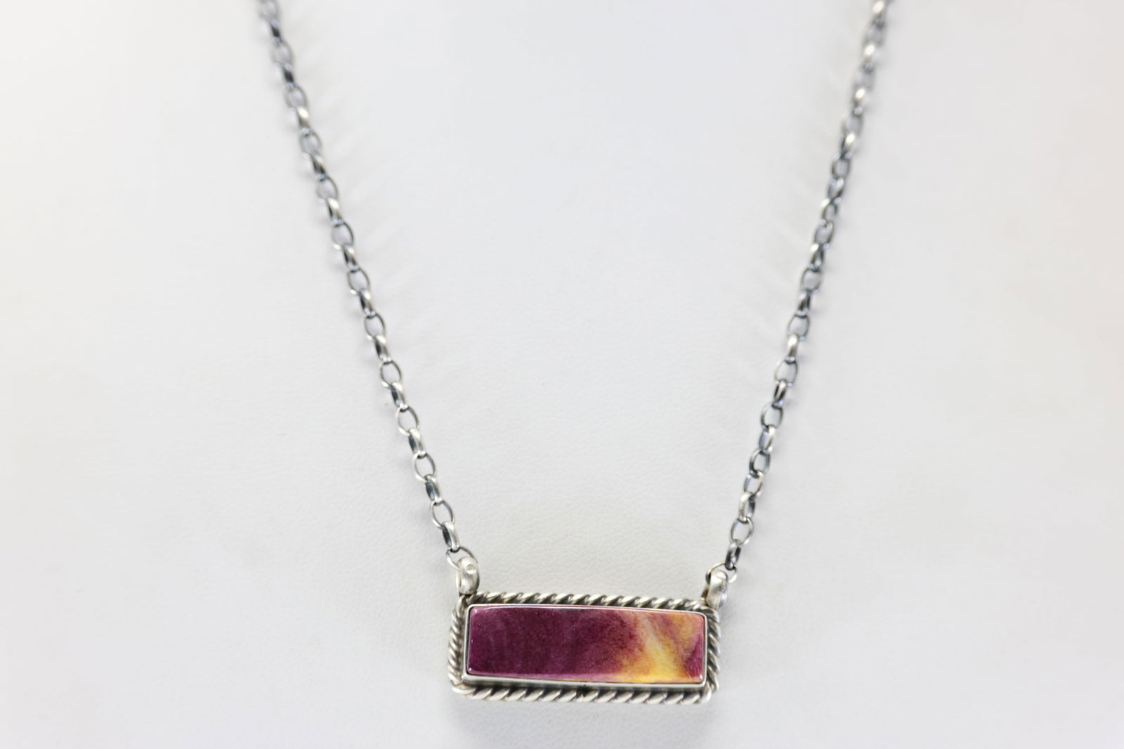 Native America Navajo Sterling Silver Purple Spiny Oyster Necklace By Chassity Belone. (1 of 4)