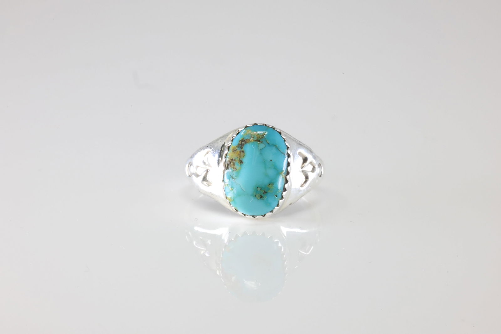 Native America Navajo Sterling Silver Turquoise Ring By ML. (1 of 4)