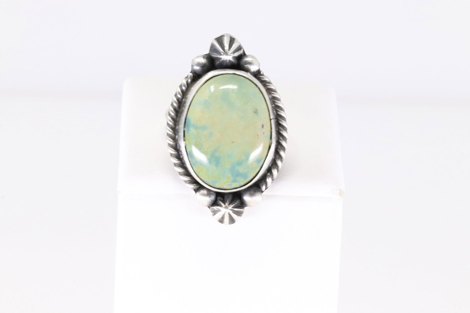 Native America Navajo Sterling Silver Kingman Turquoise Ring By Dixon. (1 of 4)