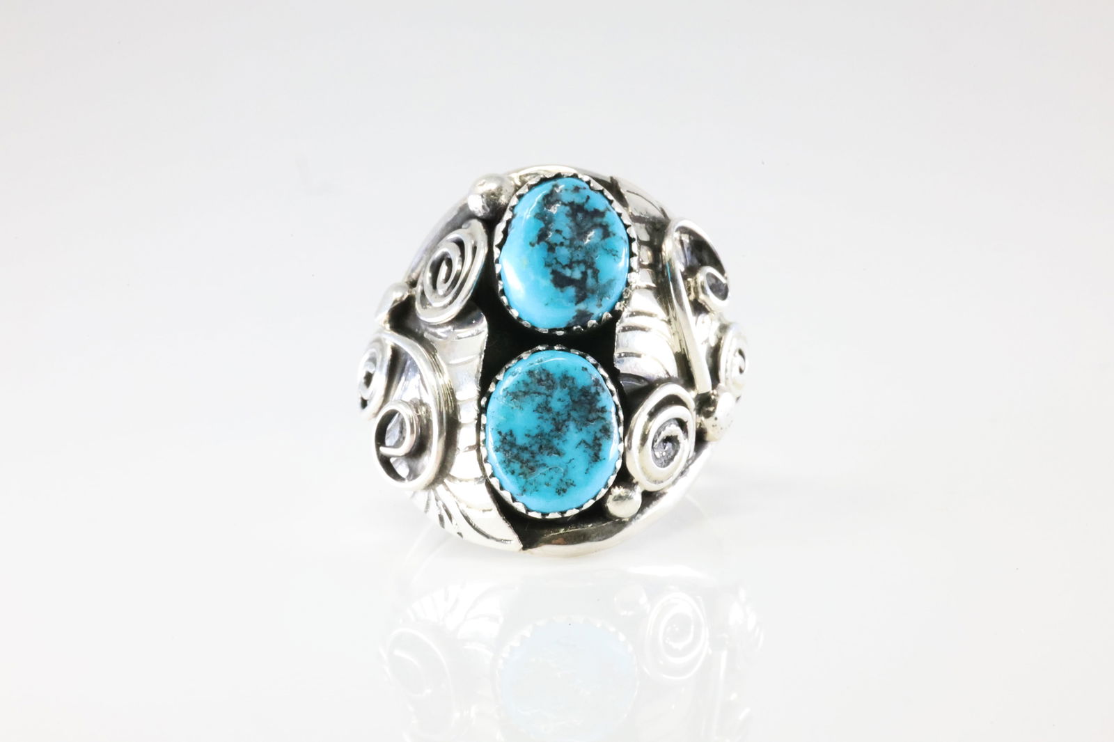 Native America Navajo Sterling Silver Turquoise Ring By B. (1 of 4)