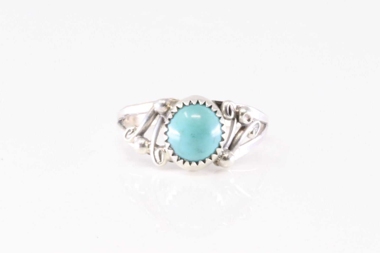 America Sterling Silver Turquoise Ring. (1 of 3)