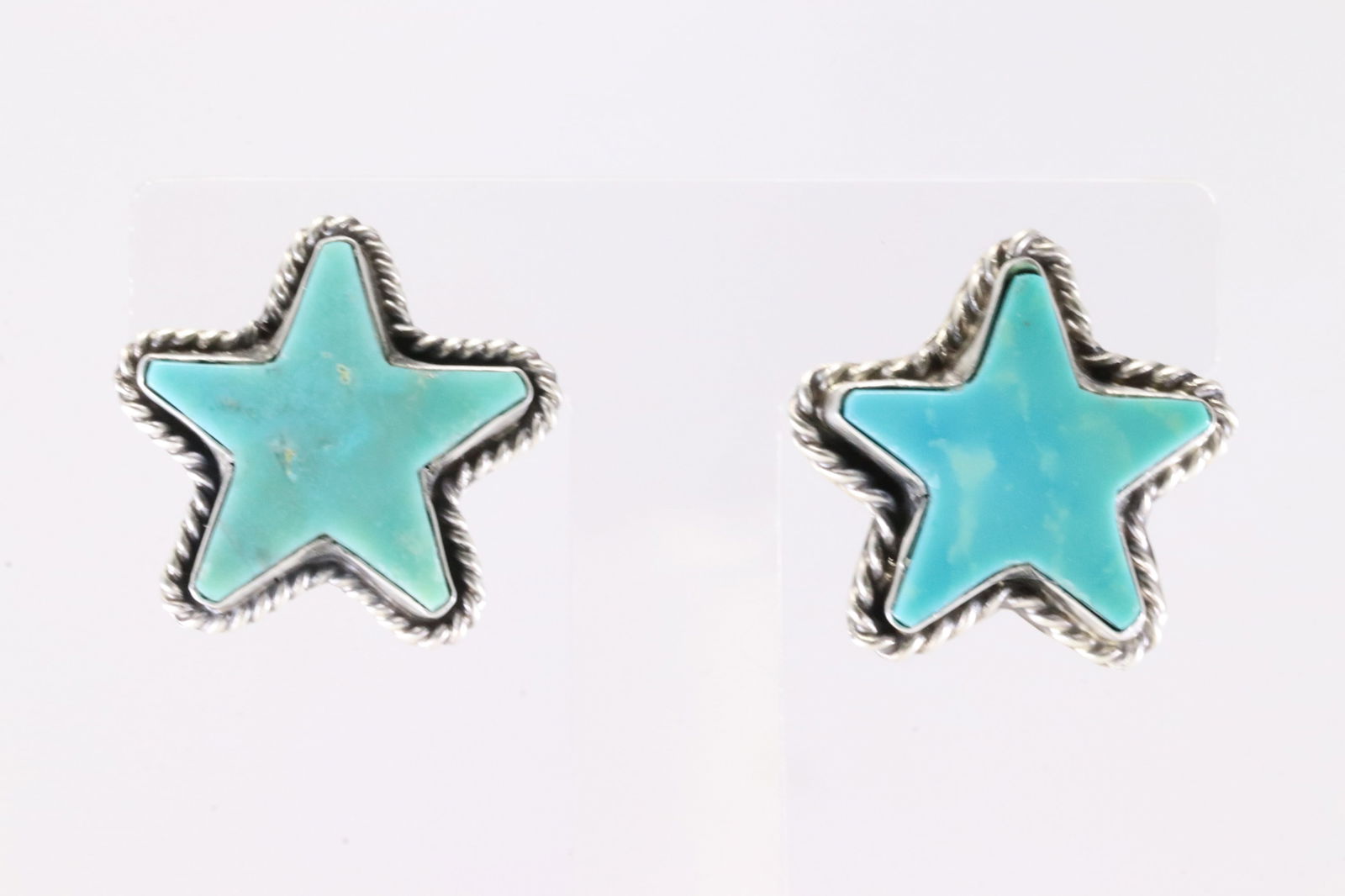 Native America Navajo Sterling Silver Kingman Turquoise Star Post Earring's By Larson Chee.: This is a Native America Navajo Sterling Silver Kingman Turquoise Star Post Earring's By Larson Chee.
