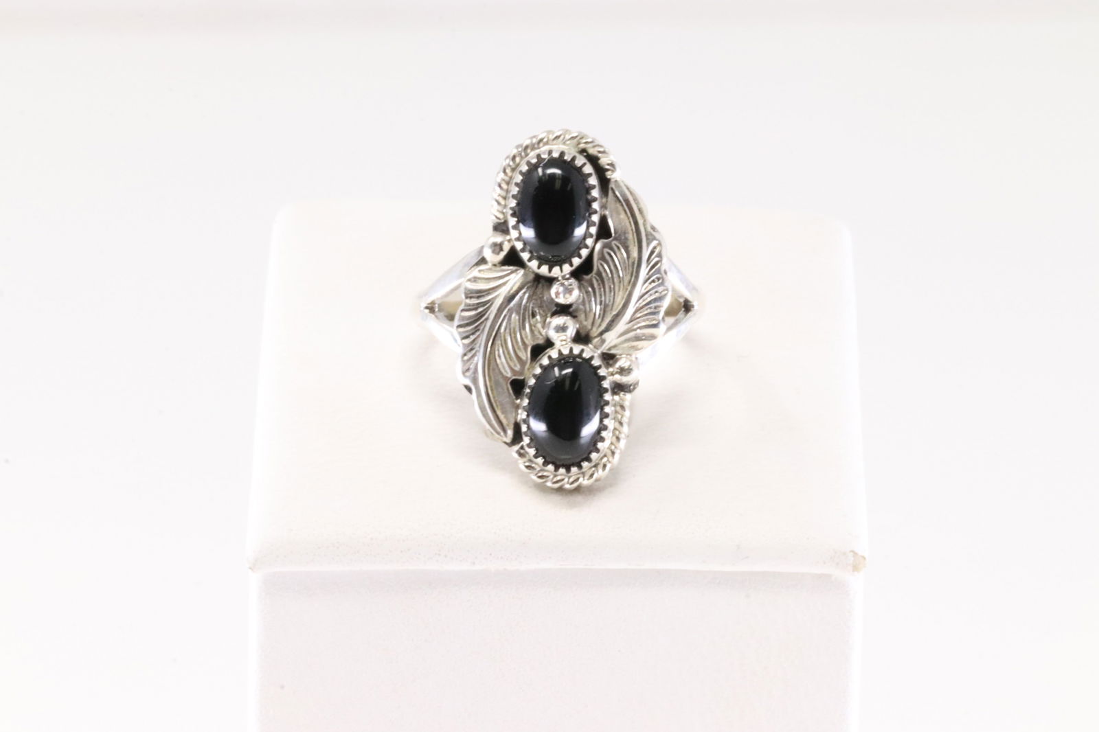 America Sterling Silver Black Onyx Ring. (1 of 4)
