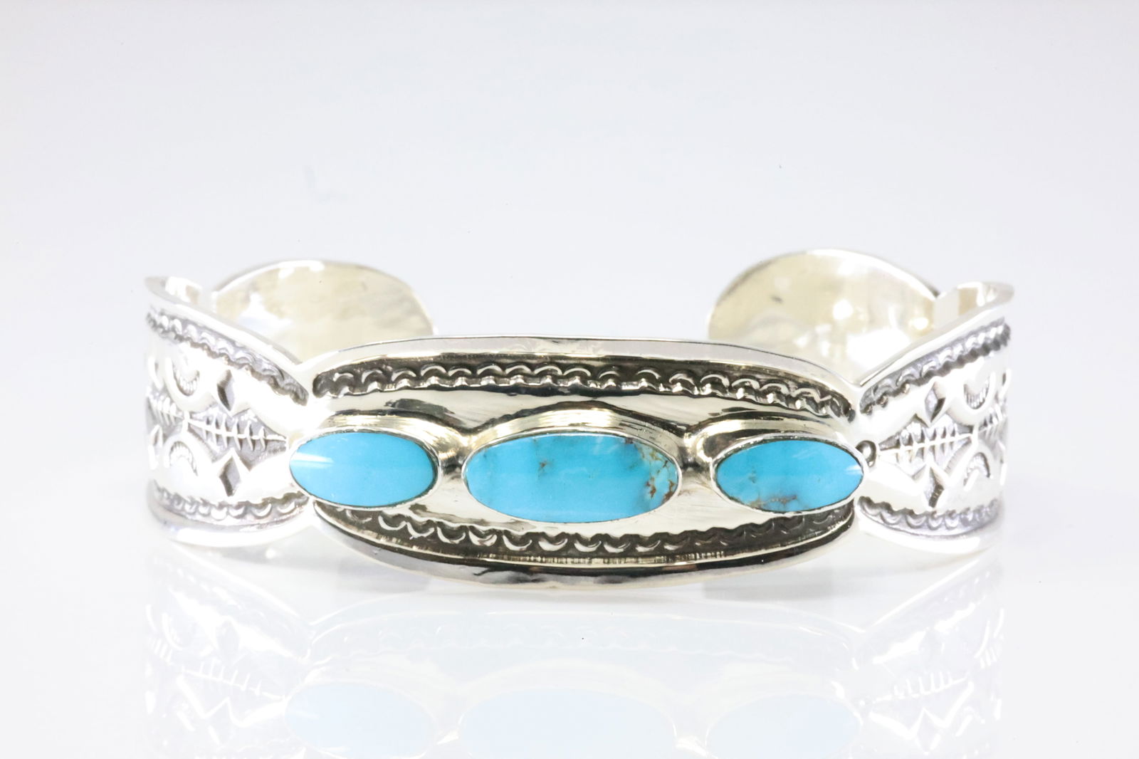 Native America Navajo Sterling Silver Turquoise Bracelet Cuff By Roland Dixson. (1 of 4)