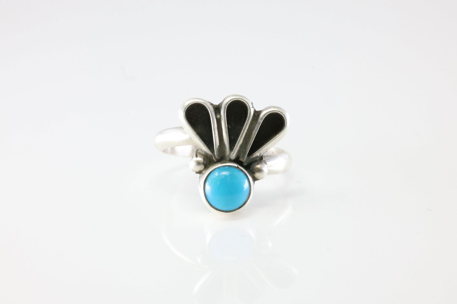 Native America Navajo Sterling Silver Turquoise Ring By G. James. (1 of 4)