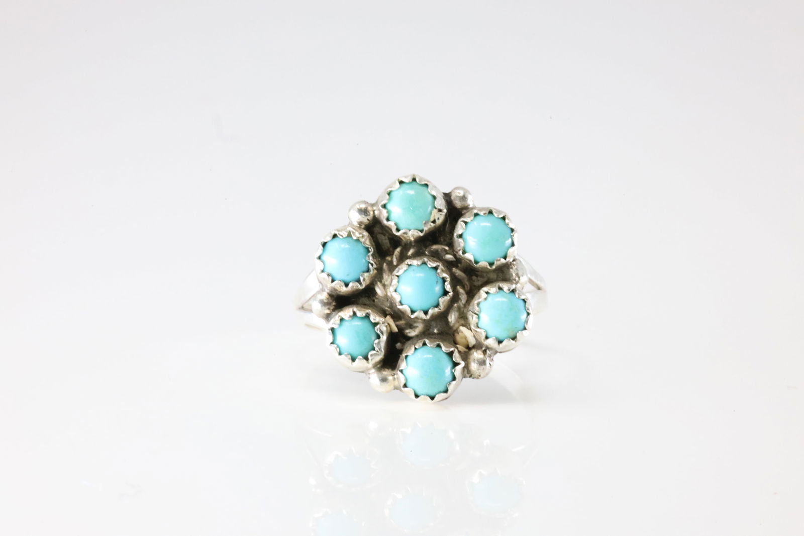 Native America Navajo Sterling Silver Turquoise Ring By MR.: This is a Native America Navajo Sterling Silver Turquoise Ring By MR. Stamp MR. Ring Size: 8.00.