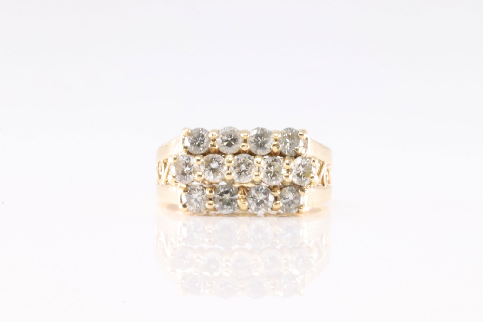 Diamond Ring 14Kt. (1 of 4)