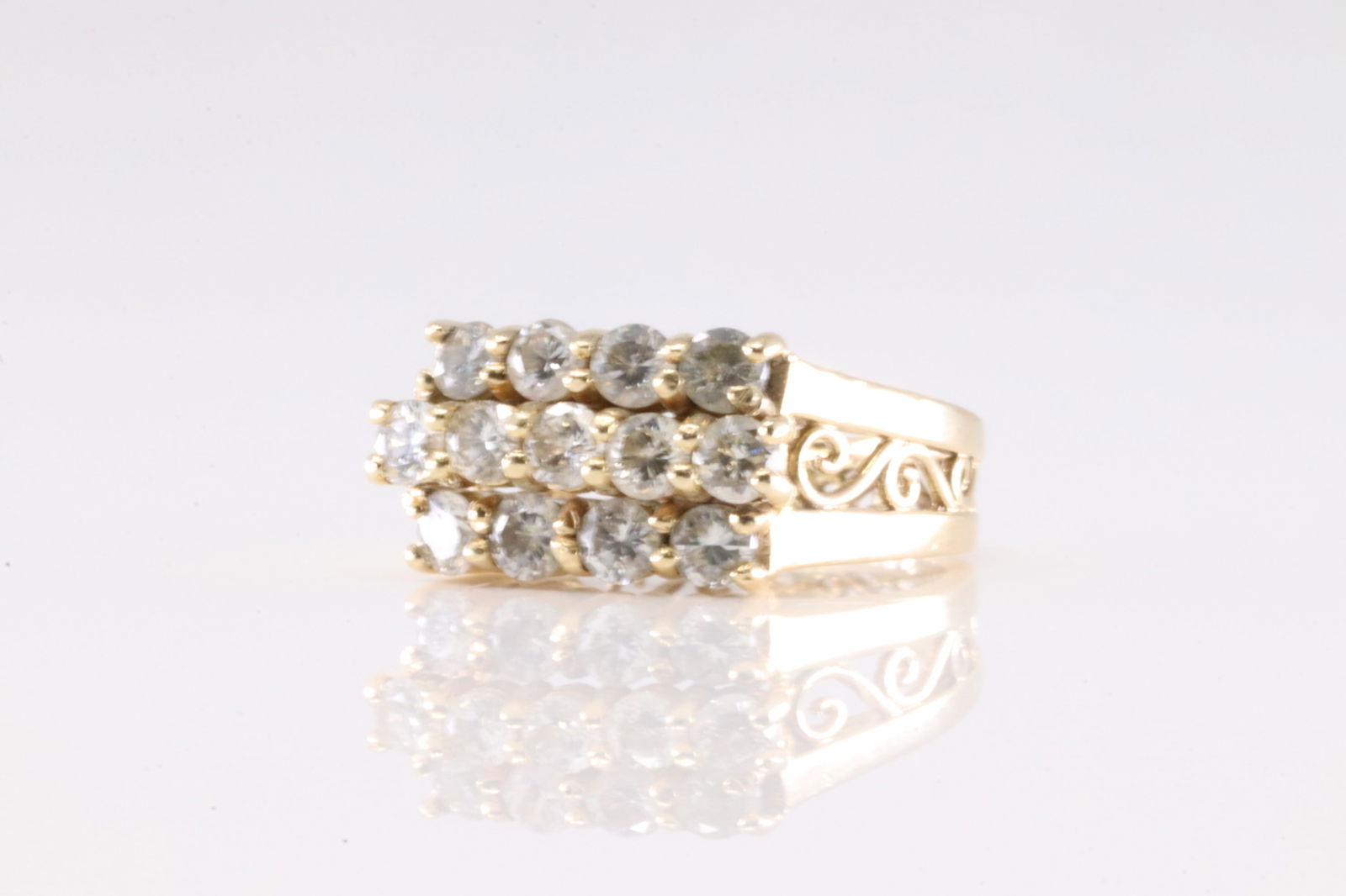 Diamond Ring 14Kt. - 3