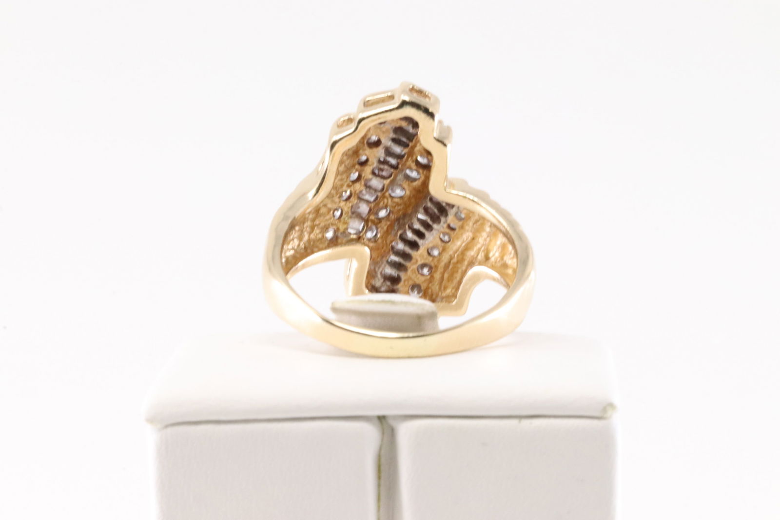 Diamond Ring 14Kt. - 4