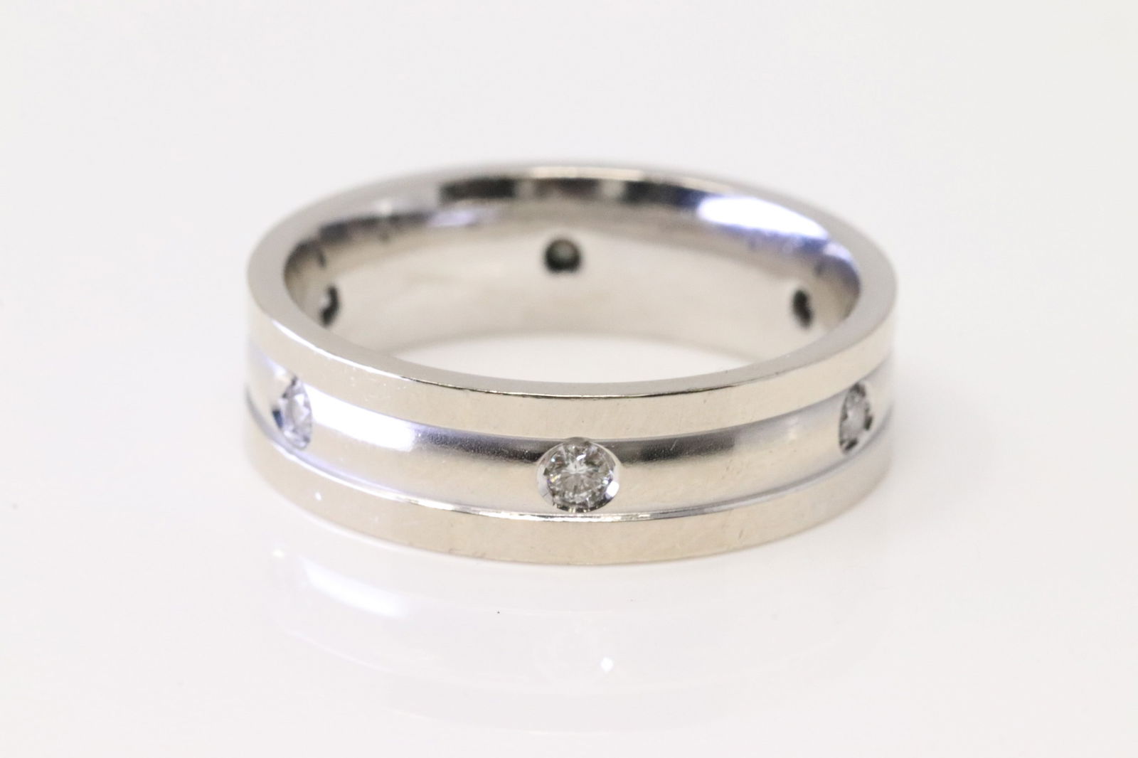 Eternity Diamond Ring 14Kt. - 4