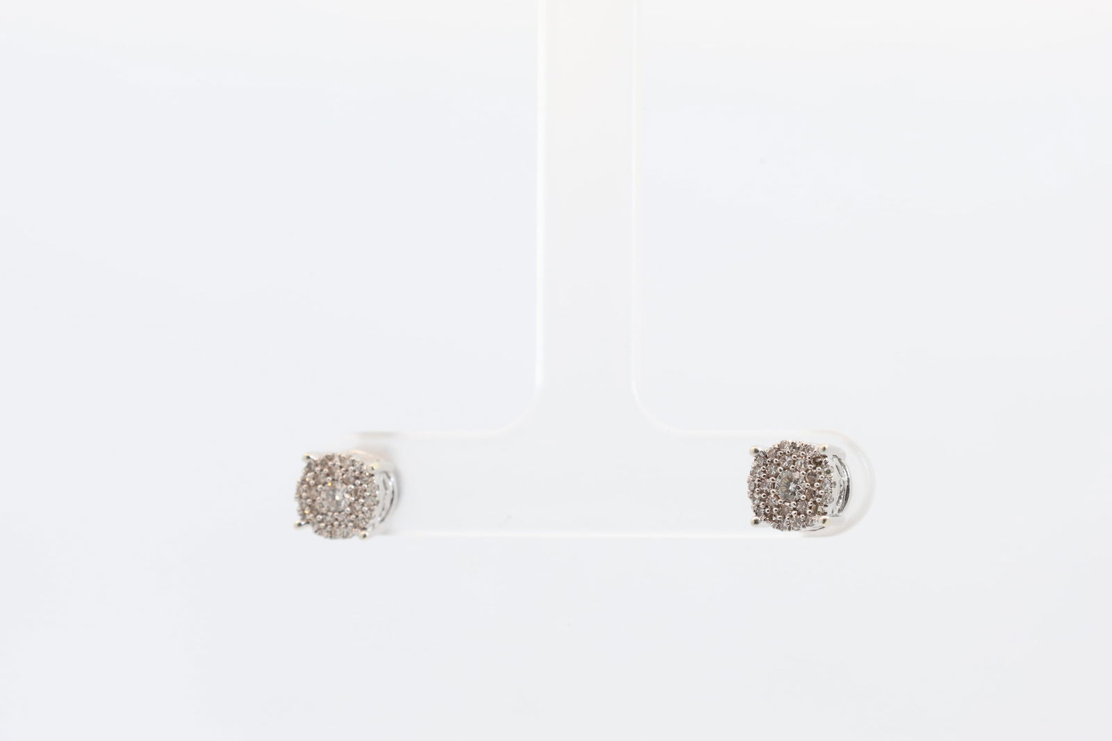 Diamond Stud Earring 10Kt. - 3