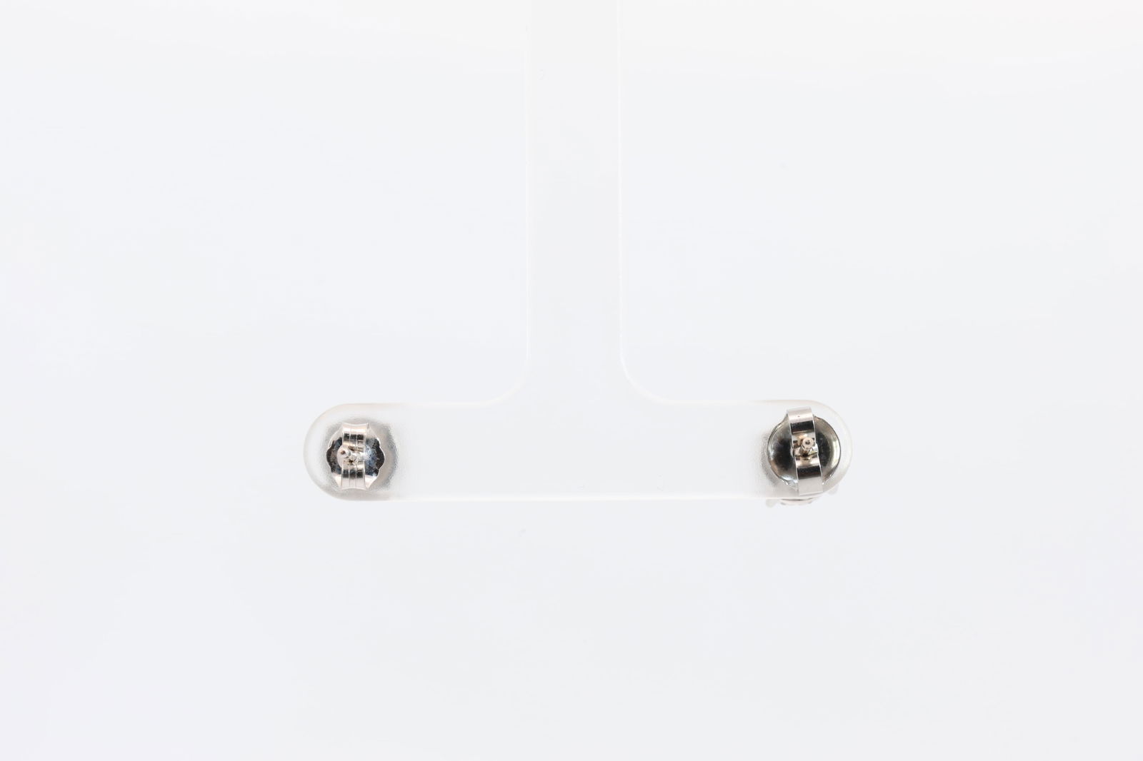 Diamond Stud Earring 10Kt. - 4