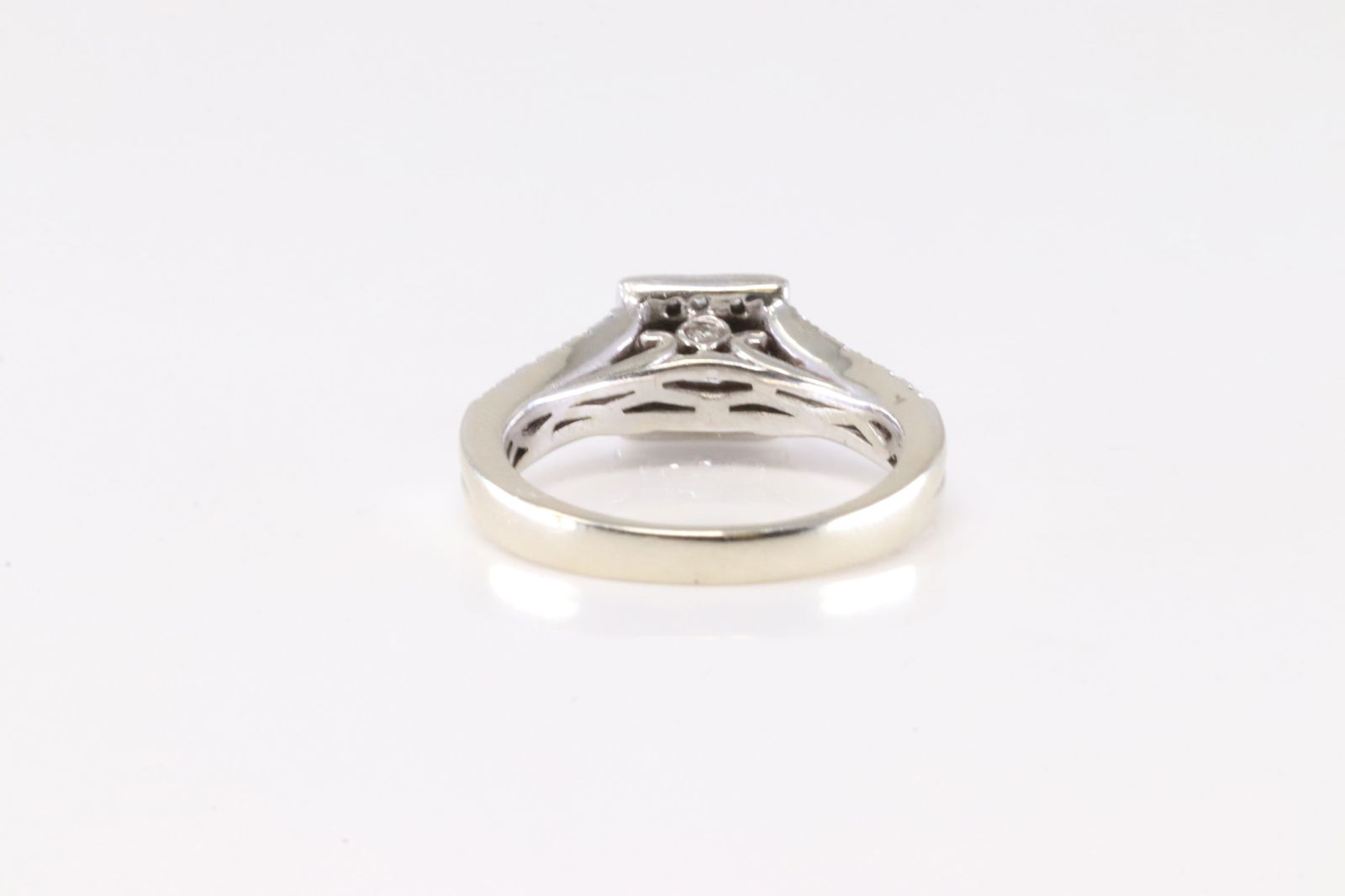 Diamond Ring 14Kt. - 4
