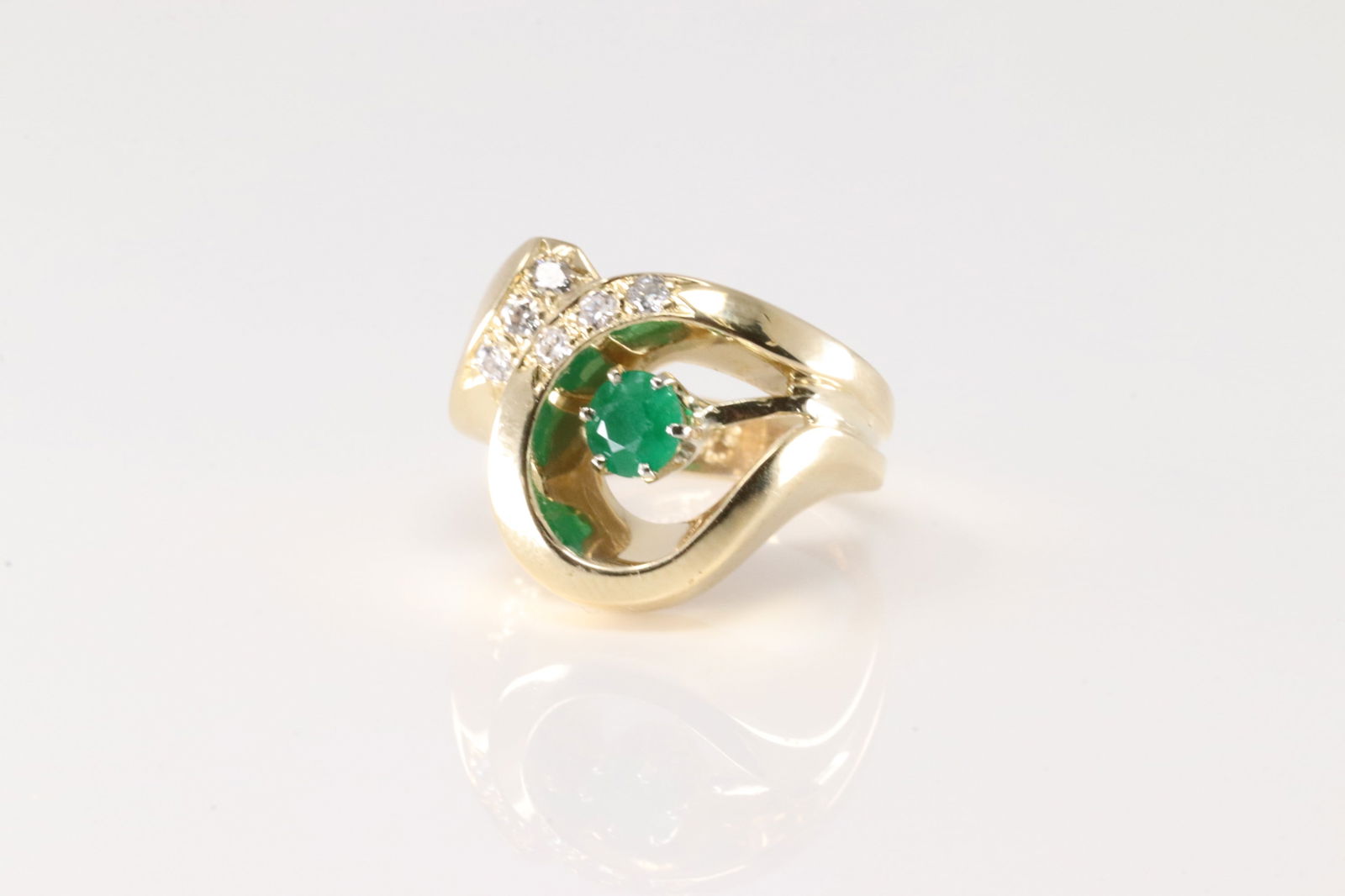 Emerald & Diamond Ring 14Kt. - 3
