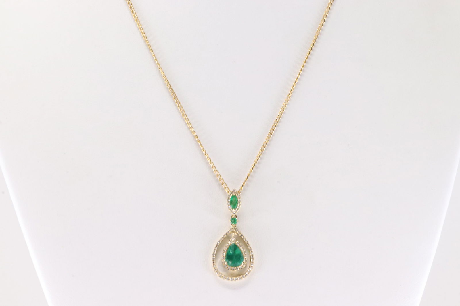 Emerald & Diamond Pendant / Necklace 14Kt. (1 of 3)