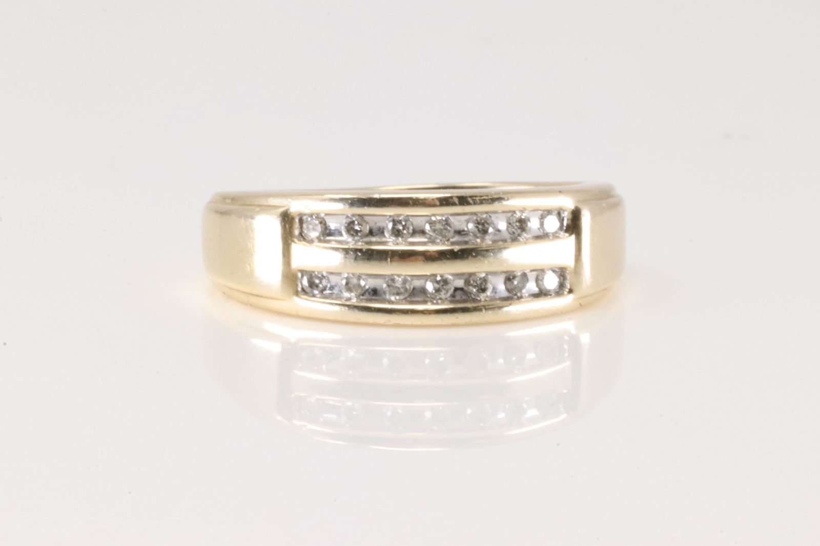 Wedding Diamond Ring 10Kt. (1 of 4)