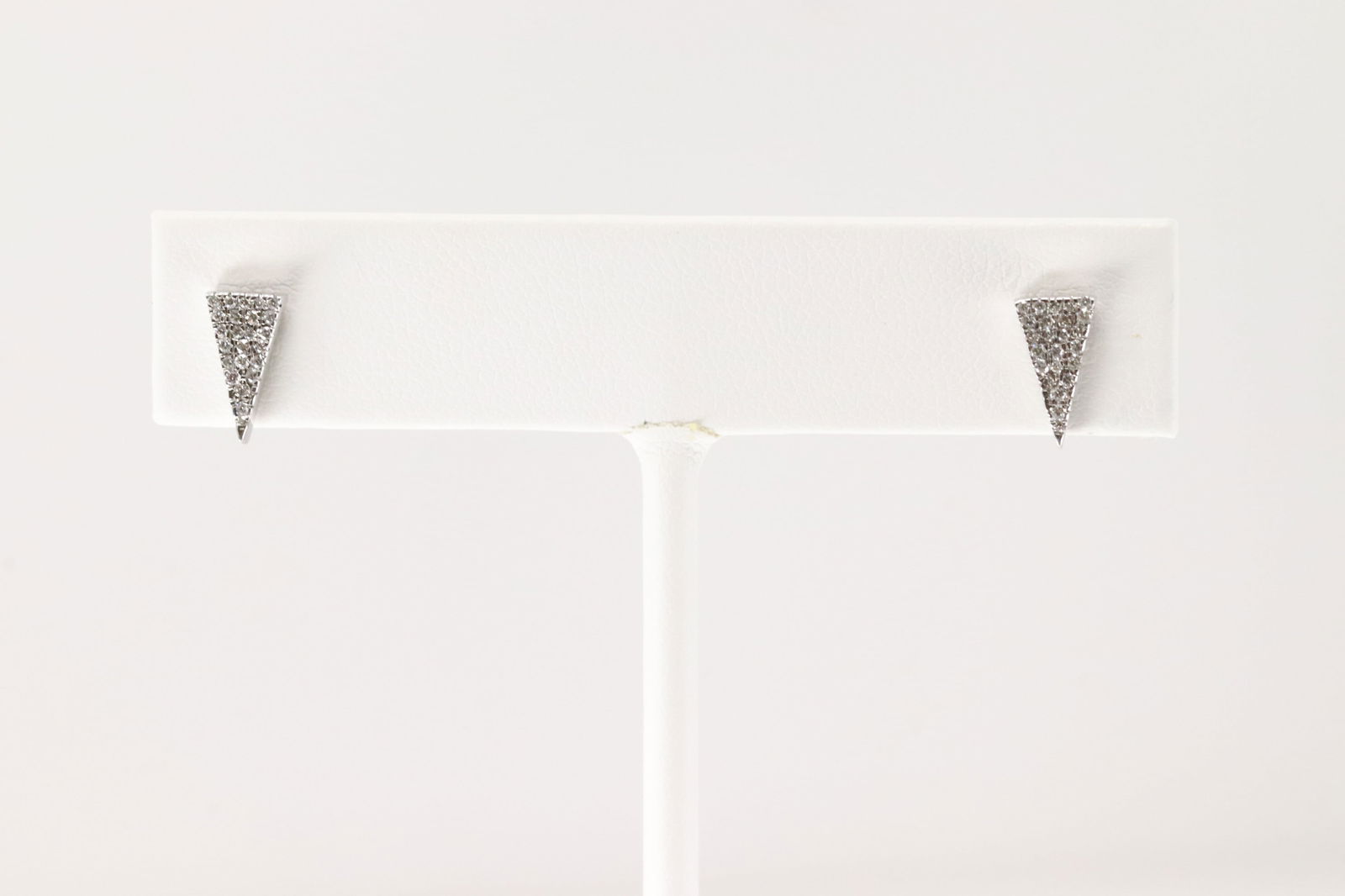 Diamond Post Earring 14kt. - 2