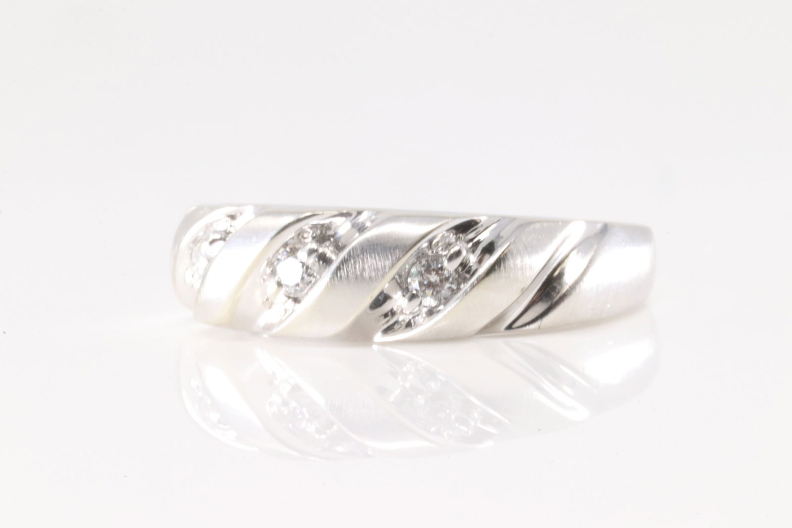 Diamond Ring 14Kt. - 3