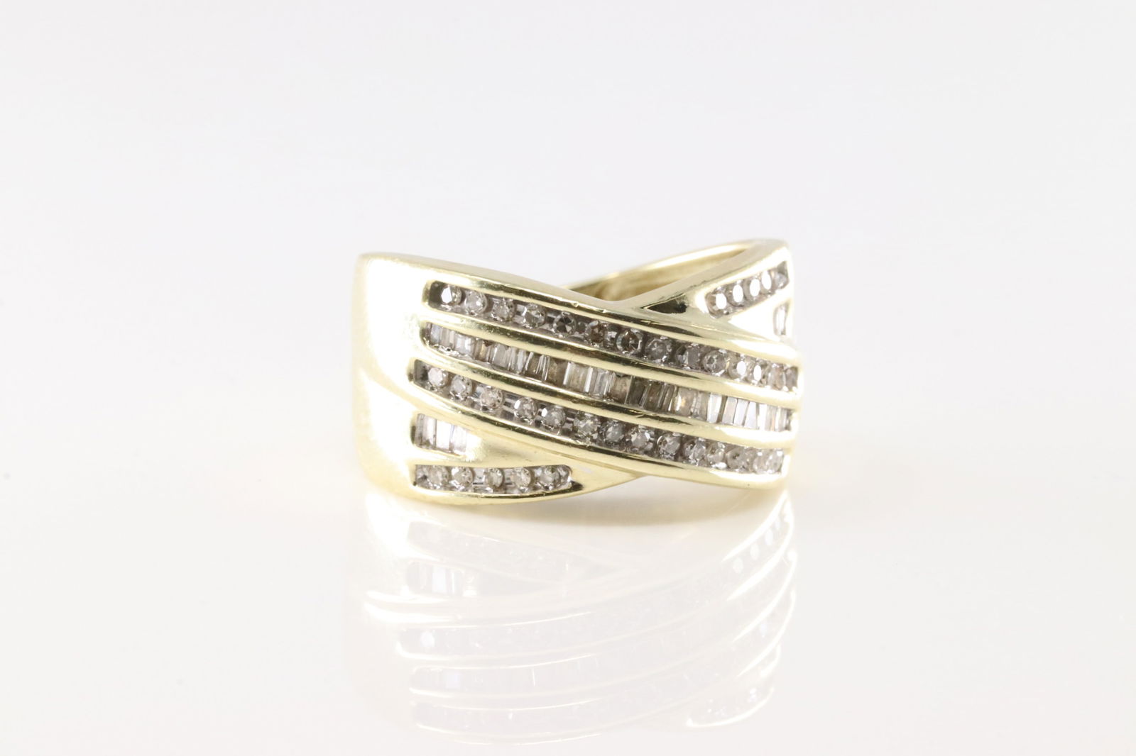 Diamond Ring 10kt. - 3