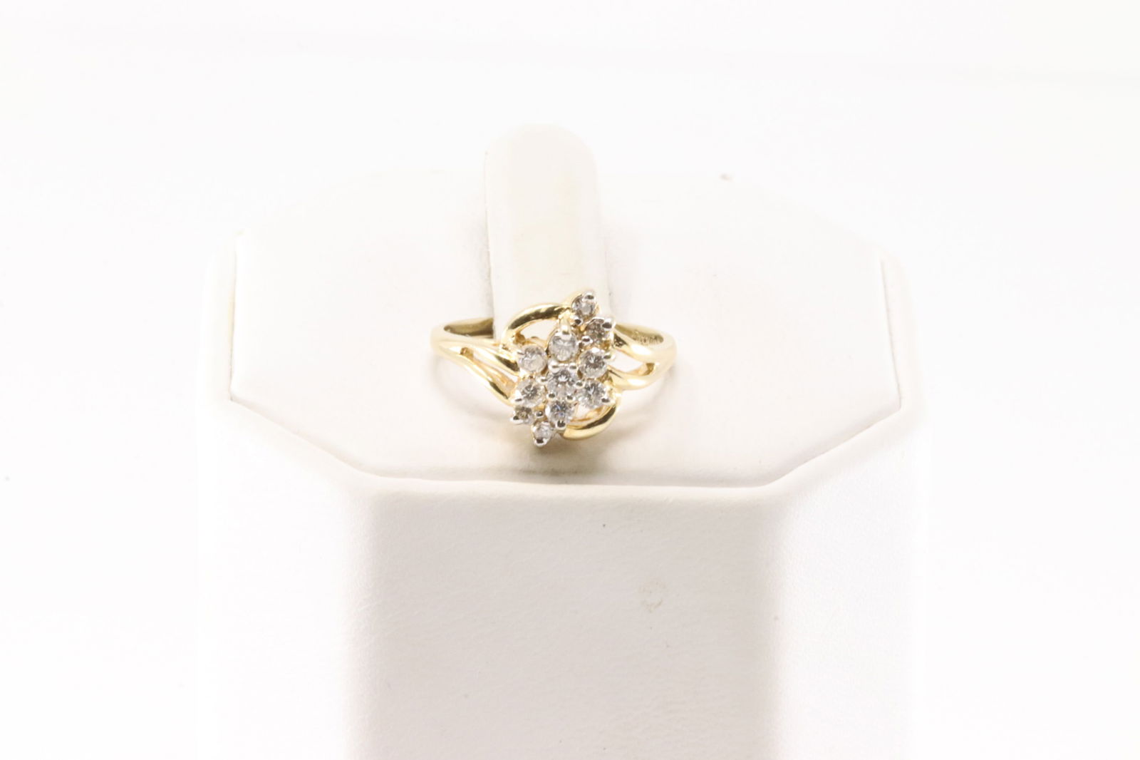 Diamond Ring 14Kt. (1 of 4)
