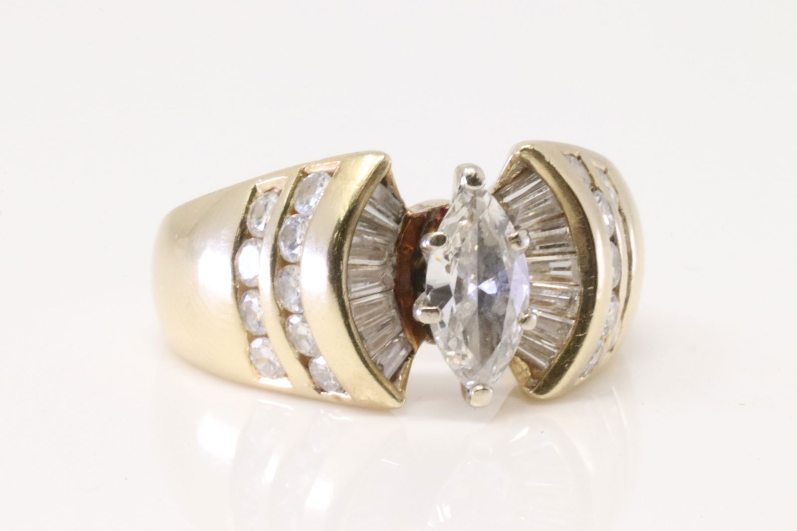 Diamond Ring 14Kt. - 3