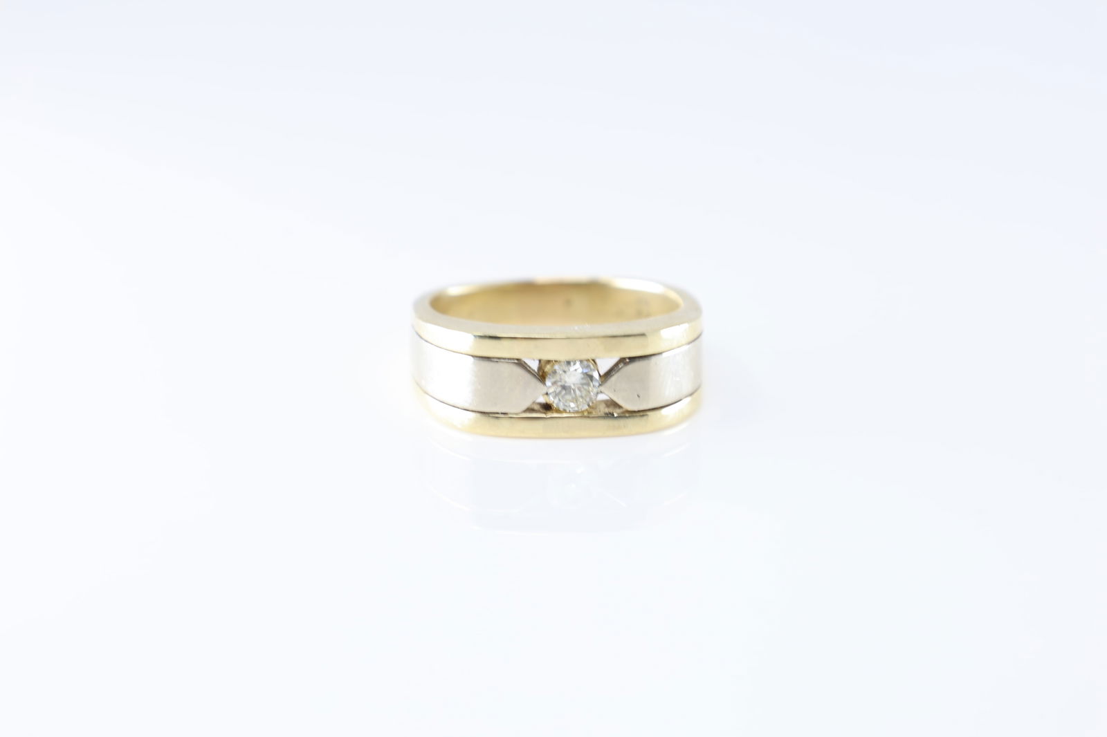 Diamond Ring 14Kt. (1 of 4)