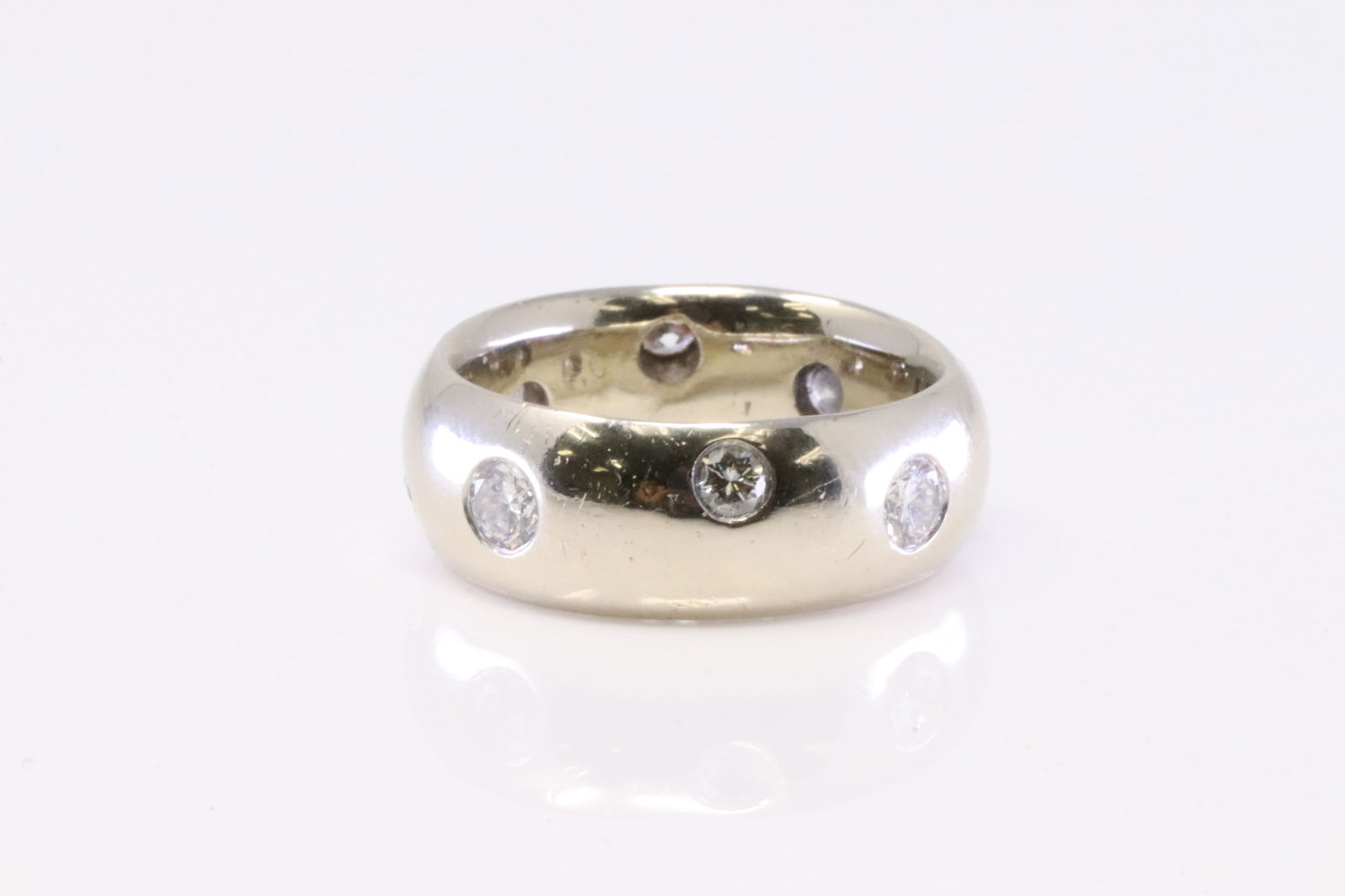 Eternity 1.00ctw Diamond Ring 14Kt.: 14Kt White Gold Eternity Diamond Ring. Ring has 8 round Brlliants Diamonds. Diamonds weight: approx 1.00ctw. Ring size: 5.50. Total weight: 9.20 Grams.