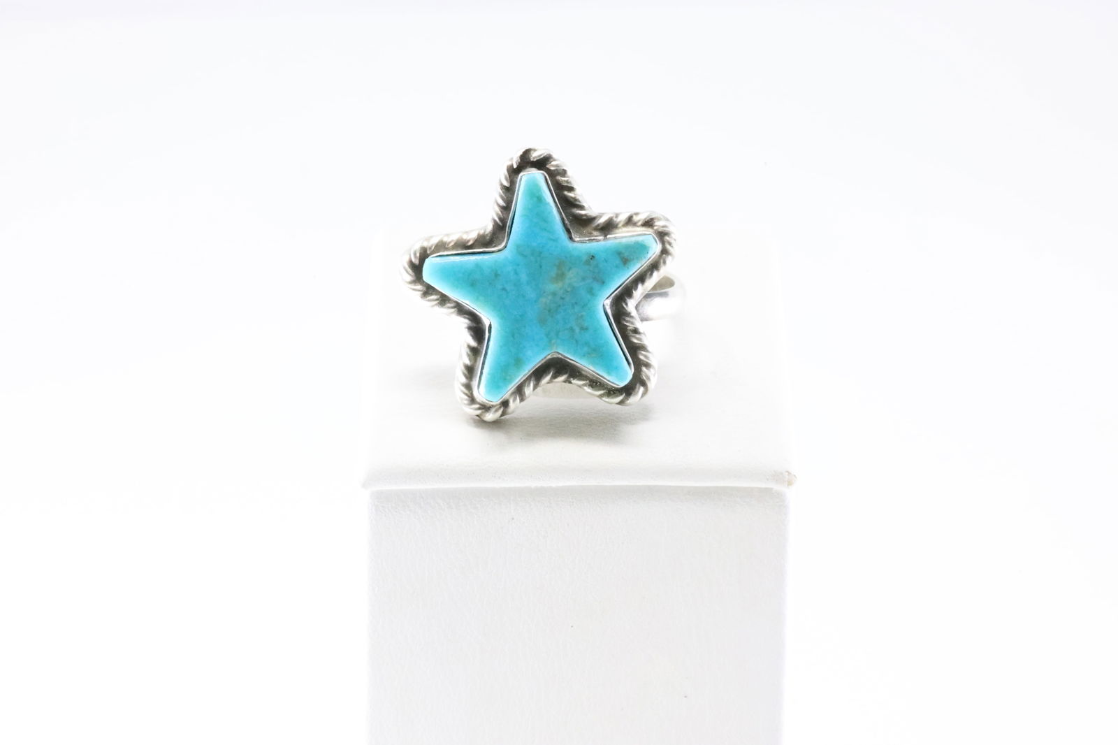 Native America Navajo Sterling Silver Turquoise Star Ring By L.C.: This is a Native America Navajo Sterling Silver Turquoise Star Ring By L.C. Stamp L.C. Ring Size: 6.00.