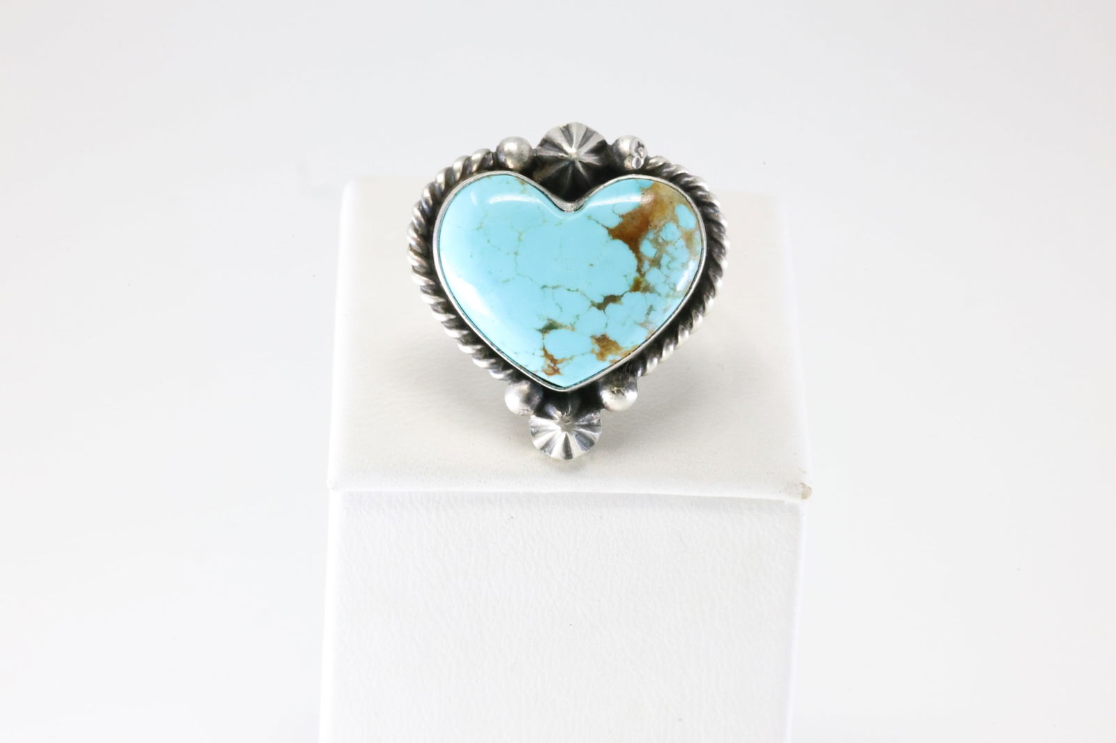 Native America Navajo Sterling Silver Turquoise Heart Ring By Dixon.: This is a Native America Navajo Sterling Silver Turquoise Heart Ring By Dixon. Stamp Dixon. Ring Size: 7.00.
