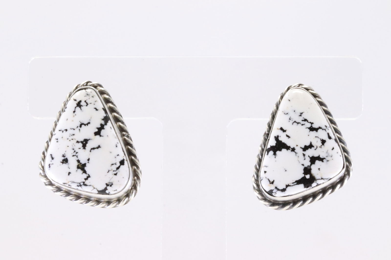 Native American Navajo Sterling Silver White Stone Post Earring's By C.Belone.: This is a Native American Navajo Sterling Silver White Stone Post Earring's By C.Belone.