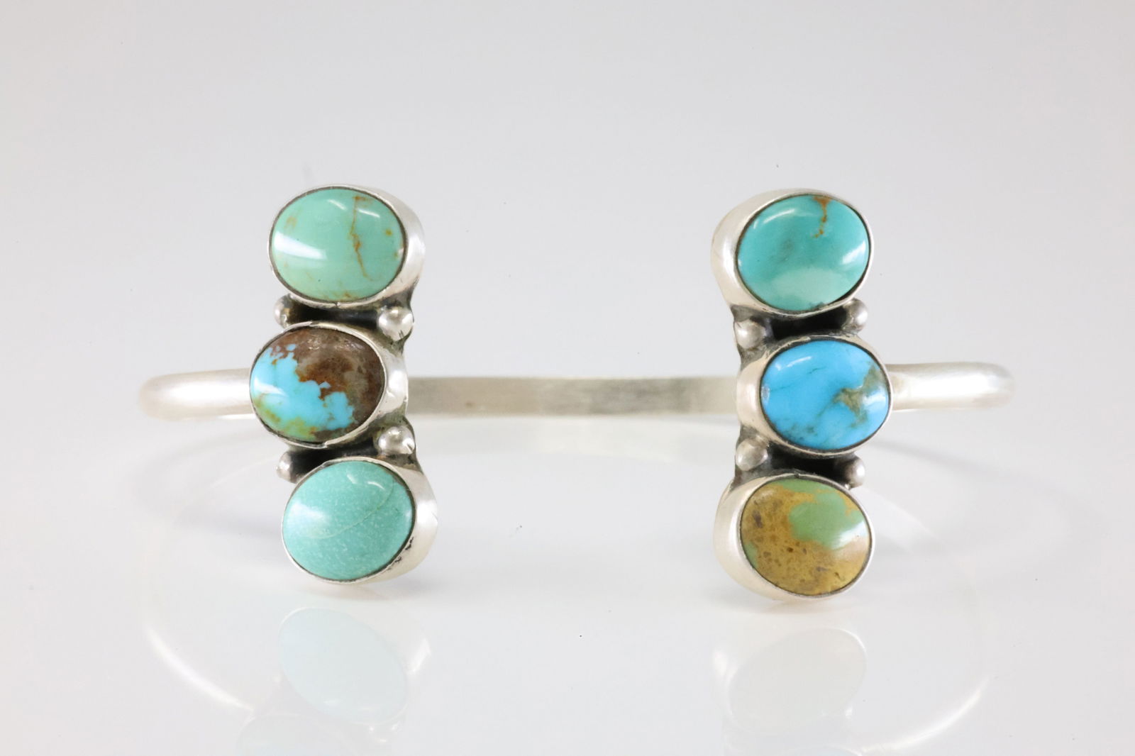 Native America Navajo Sterling Silver Kingman Turquoise Bracelet Cuff By Geraldine James. (1 of 4)