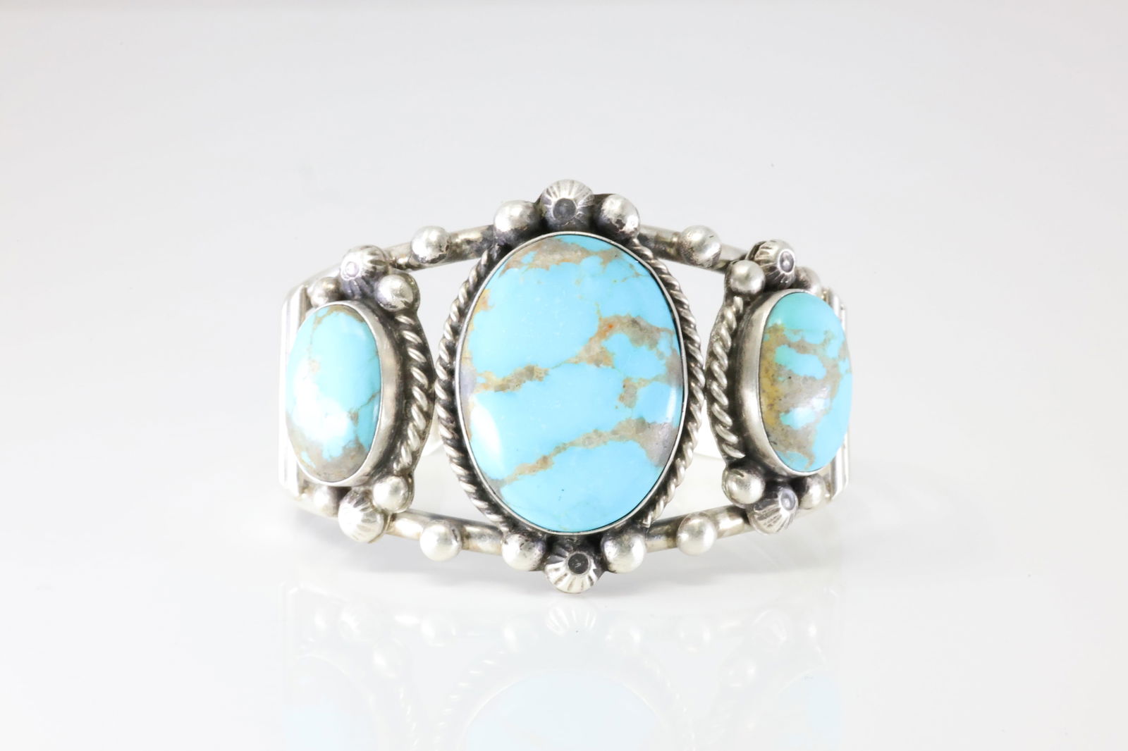 Native America Navajo Sterling Silver Kingman Turquoise Bracelet Cuff By Augustine Largo. (1 of 4)