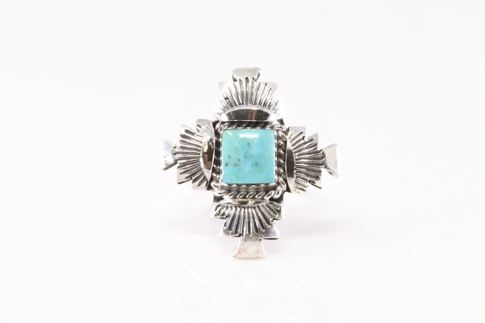 Native America Navajo Sterling Silver Turquoise Ring By Dorothy Lee. (1 of 4)