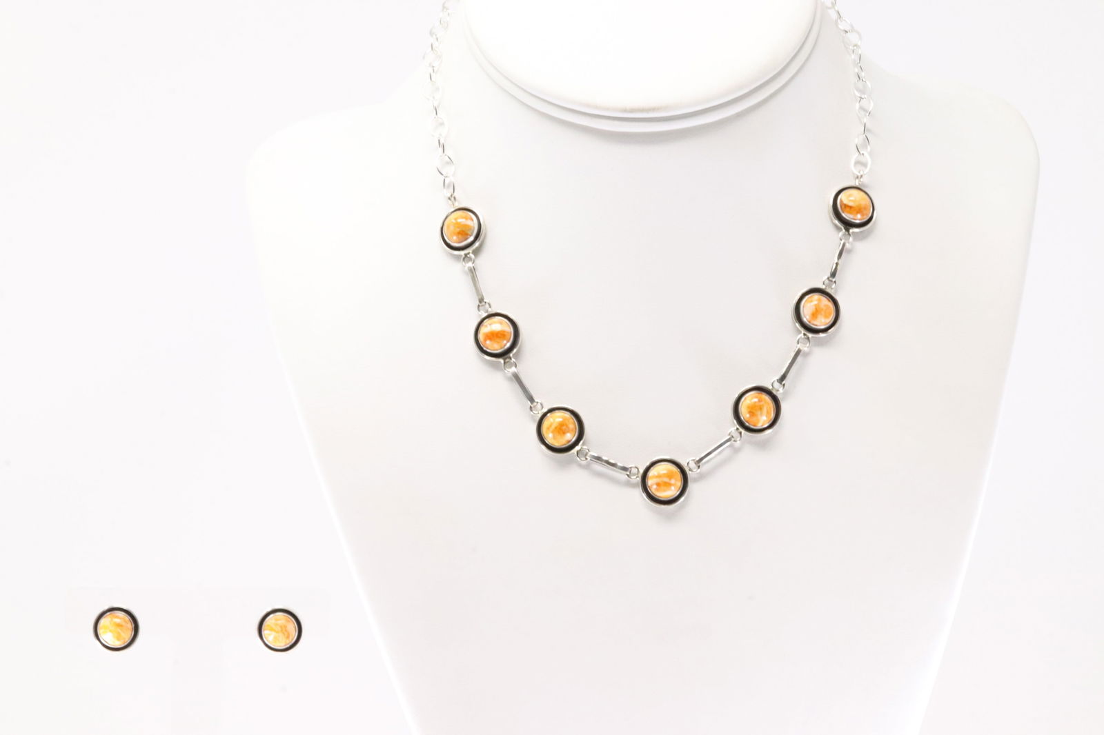 Native America Navajo Sterling Silver Spiny Oyster Necklace & Earring's Set By Martin Perry. (1 of 5)