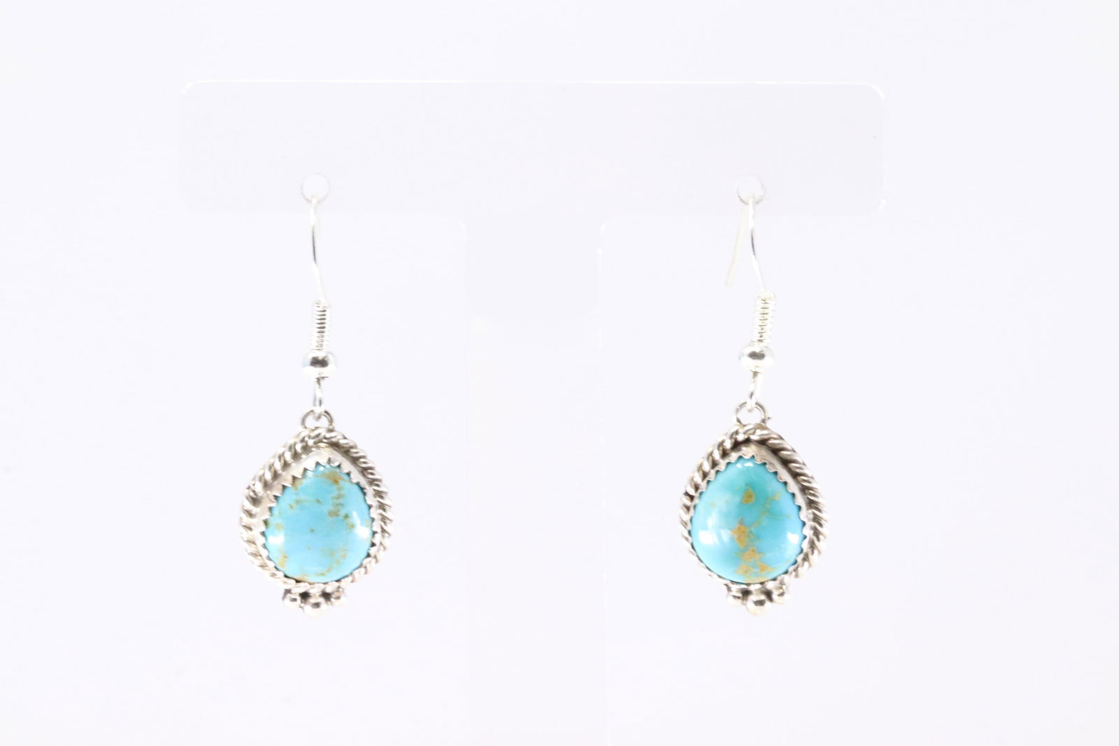 Native American Navajo Sterling Silver Kingman Turquoise Dangling Earring's By Trish Largo.: This is a Native American Navajo Sterling Silver Kingman Turquoise Dangling Earring's By Trish Largo. Stamp L.
