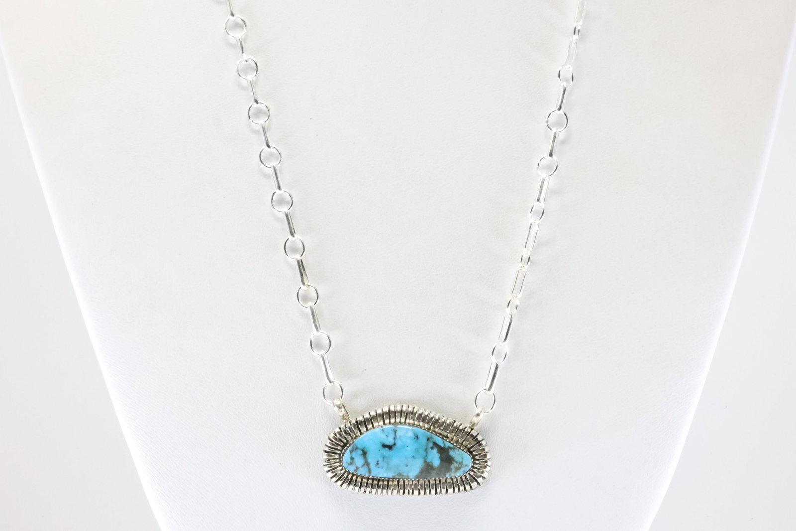 Native America Navajo Sterling Silver Turquoise Necklace By Charlene Yazzie.: This is a Native America Navajo Sterling Silver Turquoise Necklace By Charlene Yazzie. Stamp C Yazzie. Neckalce Length: 20.00"