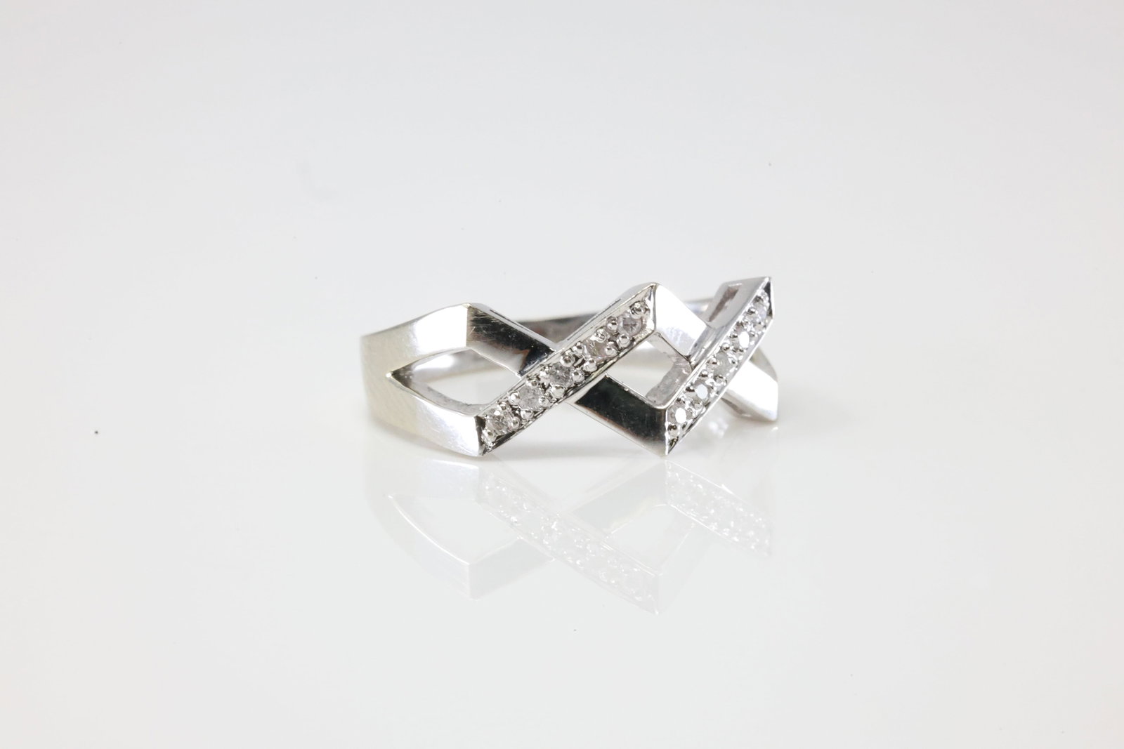 Diamond Ring 18Kt. - 2